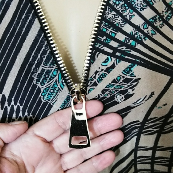 My Story‎ Paris, Awesome Zip Top - Picture 6 of 7